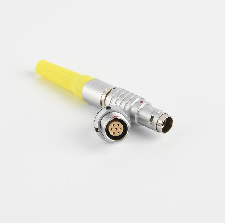 如何正確安裝和使用信號(hào)防水連接器？